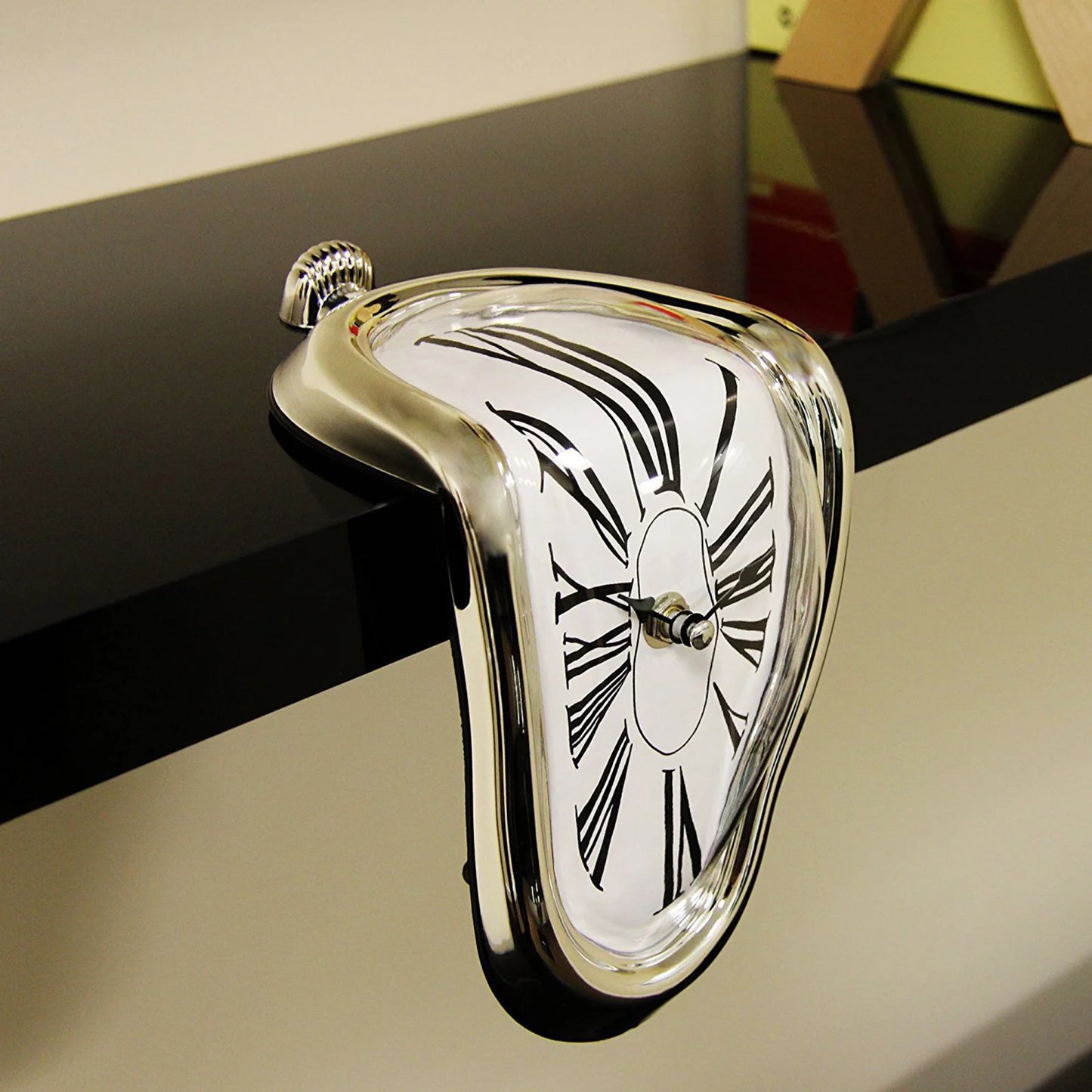 Creative Surreal Melting Distorted Wall Clocks Surrealist Salvador Dali Style Wall Home Garden Mute Clock Desktop Decororation