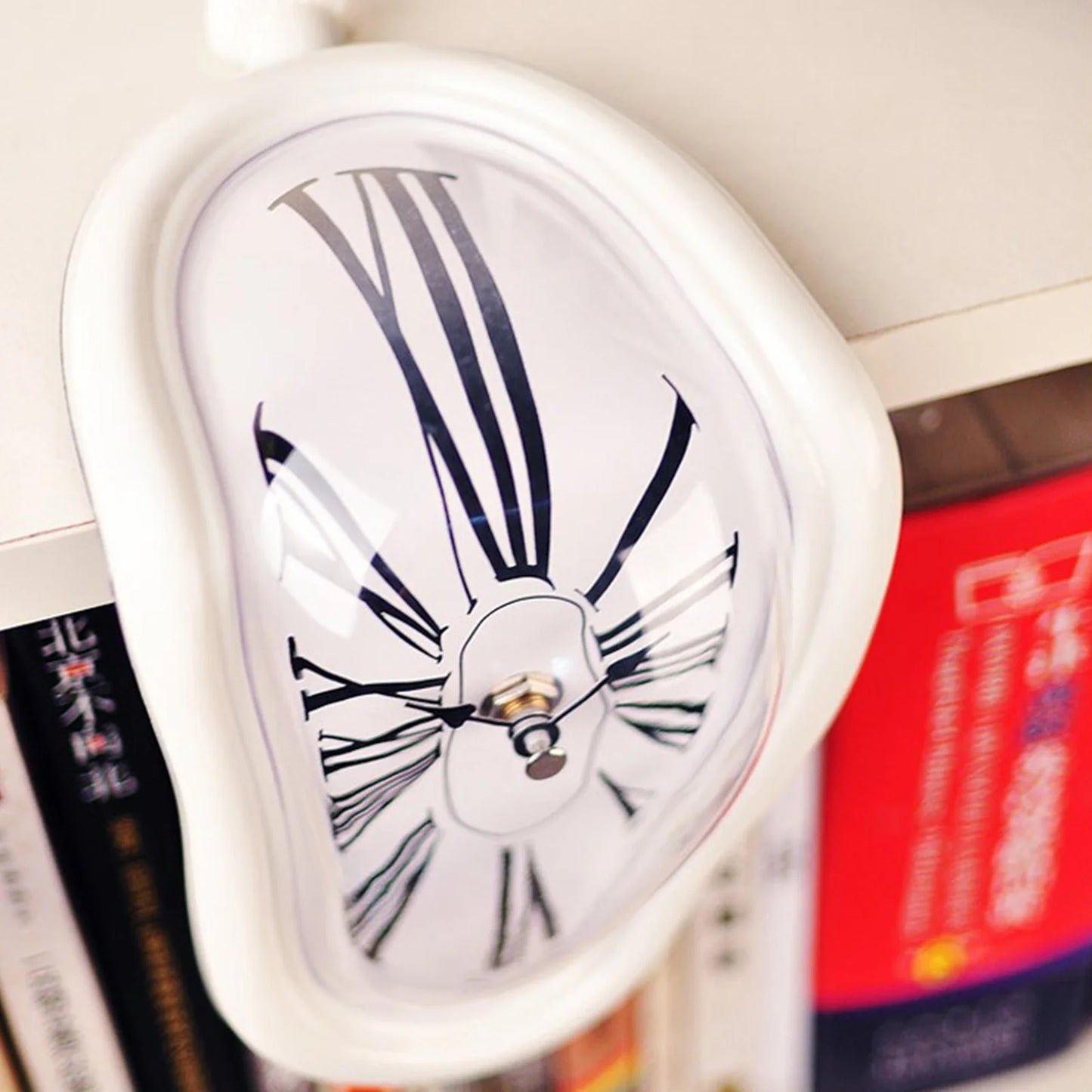 Creative Surreal Melting Distorted Wall Clocks Surrealist Salvador Dali Style Wall Home Garden Mute Clock Desktop Decororation